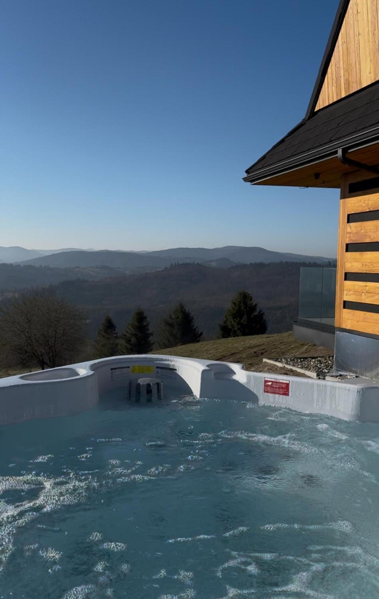 Montini - Wybrane Domki Z Jacuzzi Koniakow Bagian luar foto