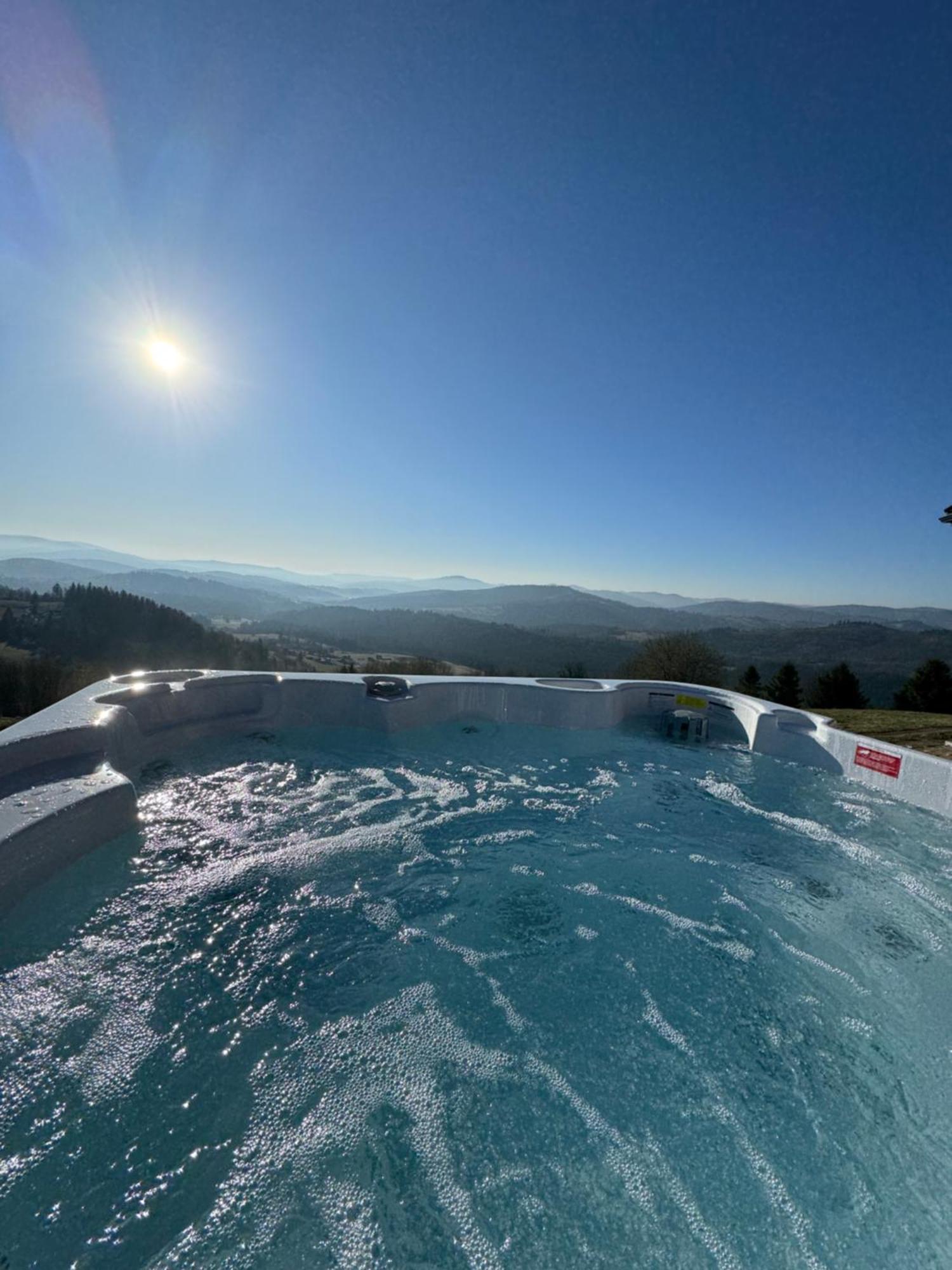 Montini - Wybrane Domki Z Jacuzzi Koniakow Bagian luar foto